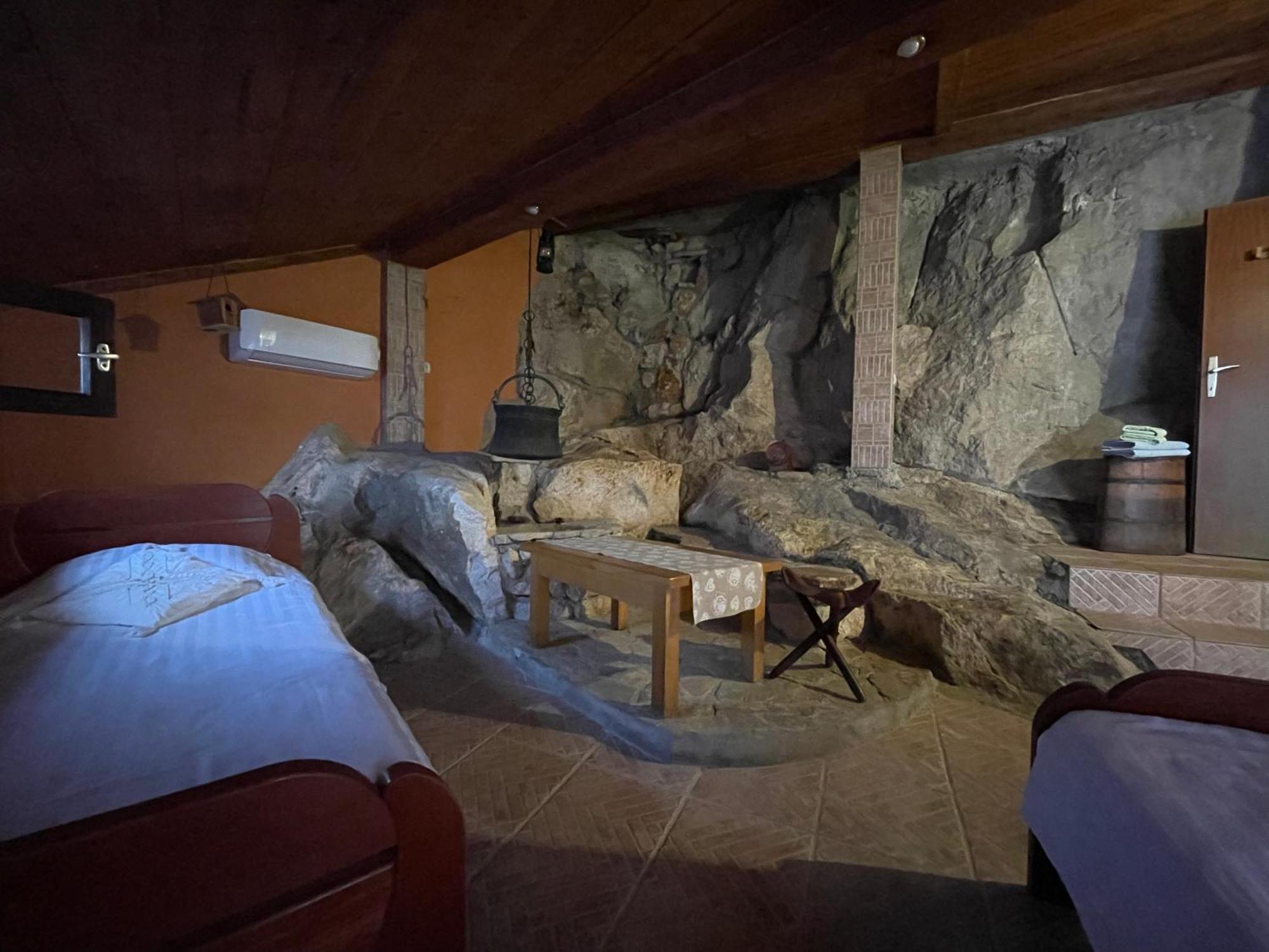 Cave Apartment Virpazar Εξωτερικό φωτογραφία