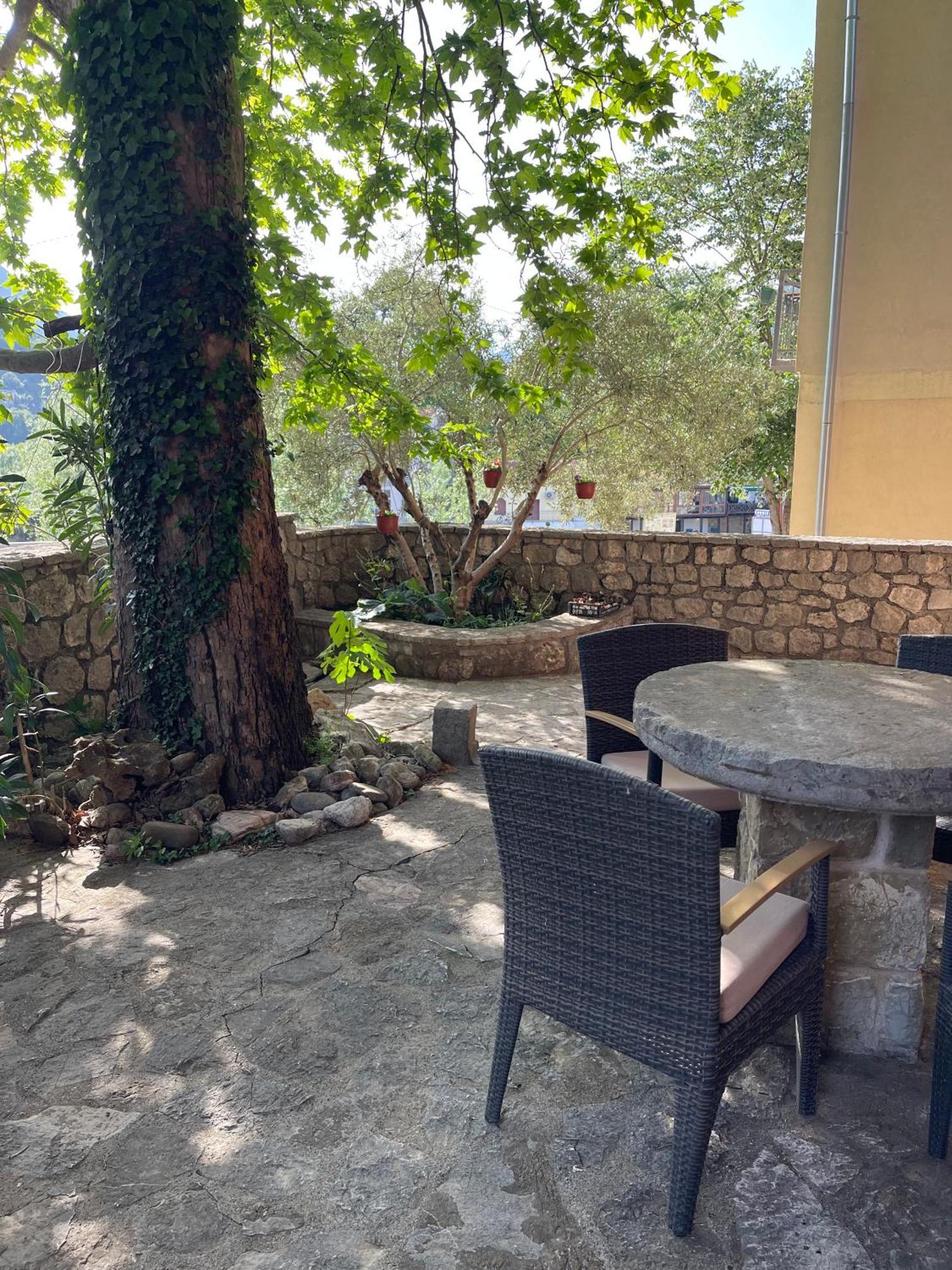 Cave Apartment Virpazar Εξωτερικό φωτογραφία